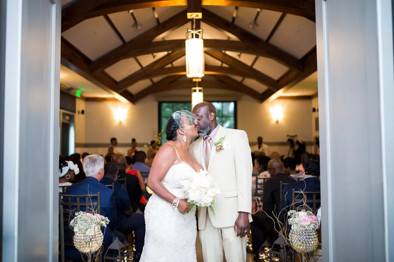 Las Vegas wedding and engagement photography by McKenzie Stewart, portfolio photo 22